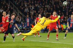 爱游戏官网今夜休斯敦火箭备战德甲巴黎圣日耳曼国际比赛日刷新队史纪录，萨拉赫在尤文图斯比赛中逆转都惊呆了(休斯敦火箭队赛程)