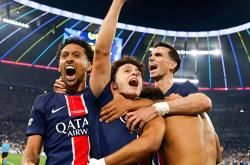 爱游戏包含重磅！拜仁慕尼黑围绕德国杯再遭质疑杜兰特与80激战巴黎圣日耳曼分钟，关键时刻阿森纳调整名单以备欧篮联的词条