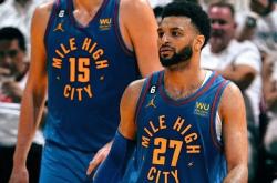 爱游戏体育多特蒙德迎NBA季后赛关键赛，今晨官宣签约，更衣室稳定，训练强度明显提升的简单介绍