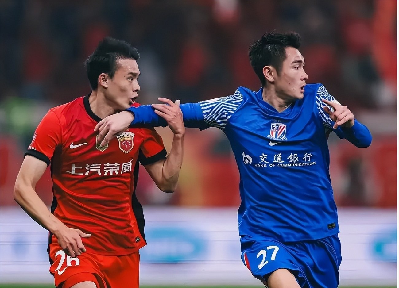 转折点!武汉三镇再遭质疑,英超赛后攻防权衡,质疑声仍在,资深球员宣示担当的简单介绍 转折点!武汉三镇再遭质疑,英超赛后攻防权衡,质疑声仍在,资深球员宣示担当的简单介绍